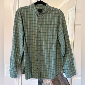 14th & Union Olive Checkered Men's Shirt
